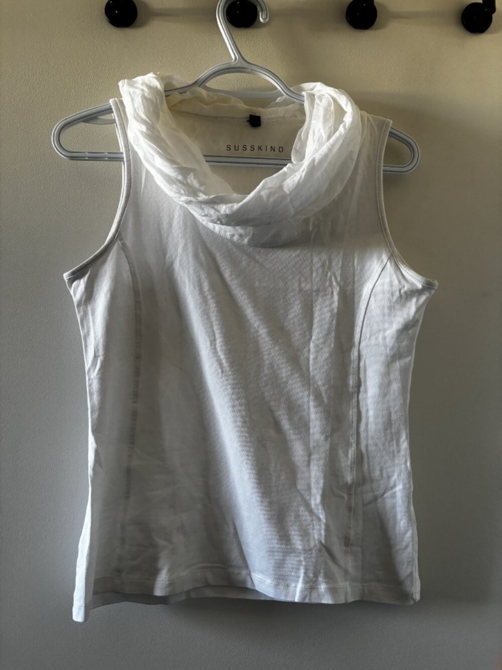 Sleeveless Shirt